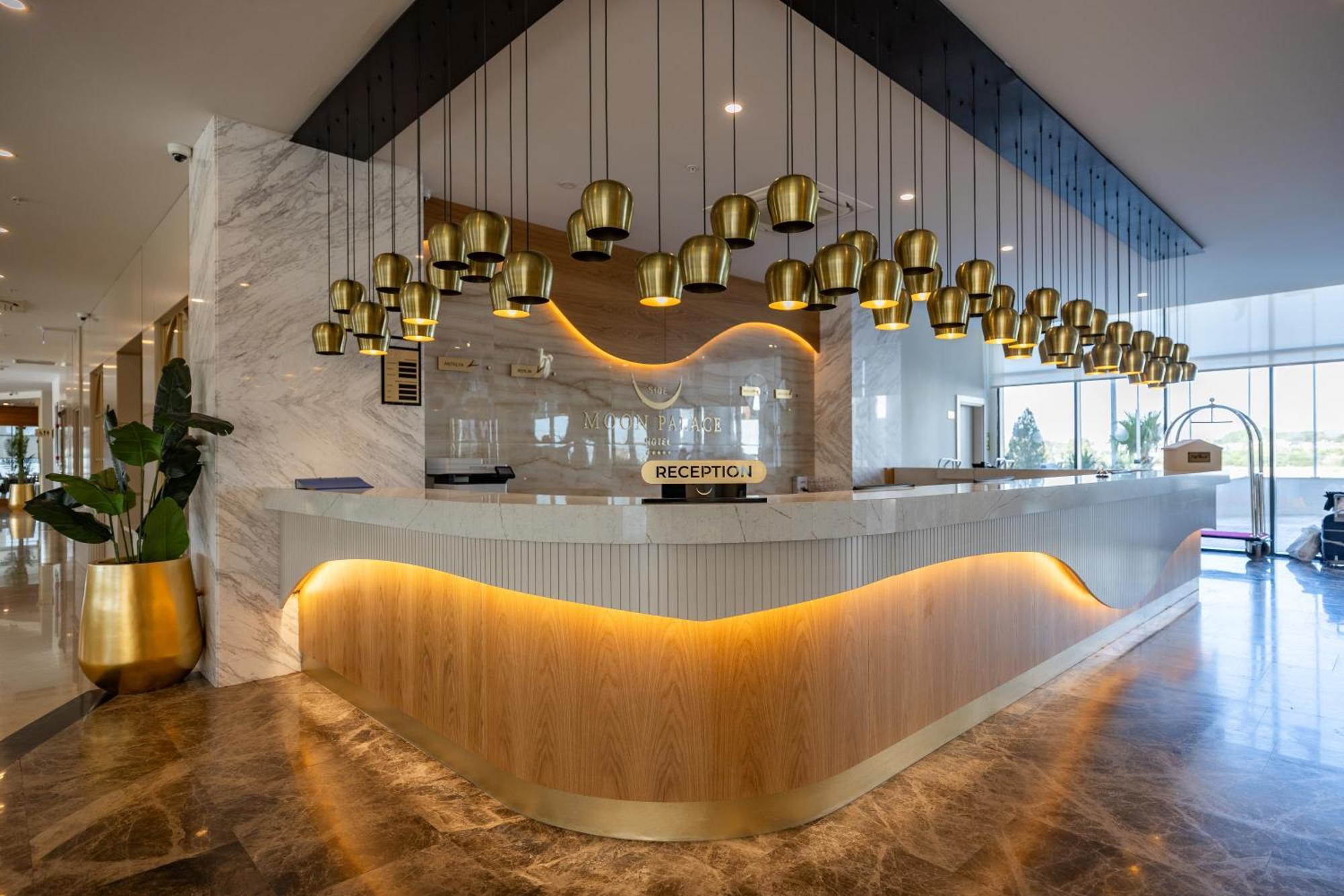 Side Moon Palace Hotel 외부 사진