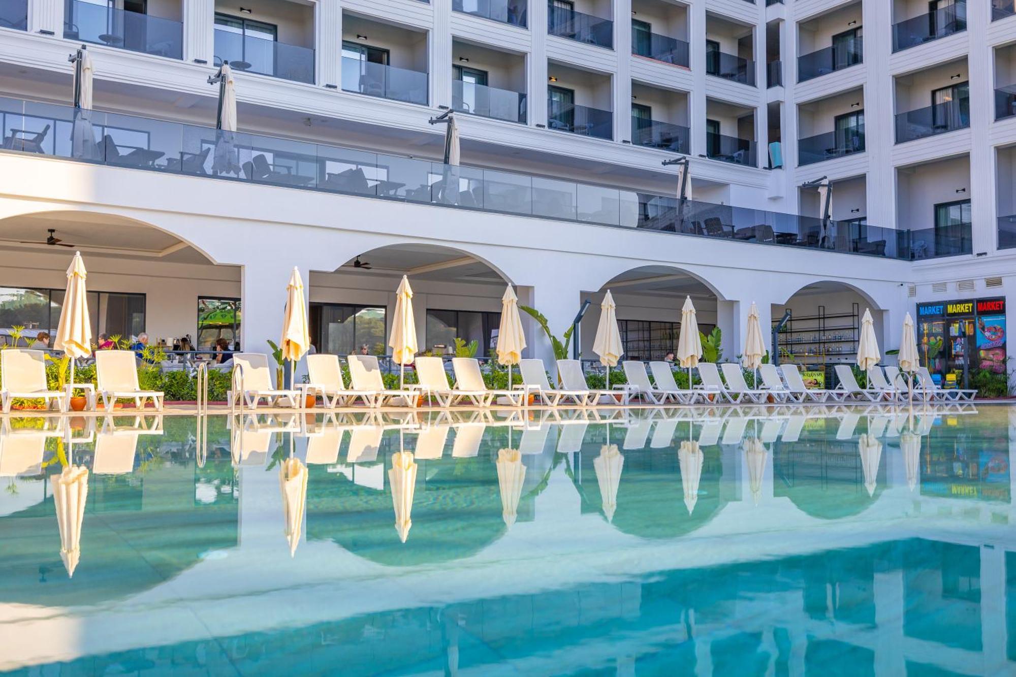 Side Moon Palace Hotel 외부 사진