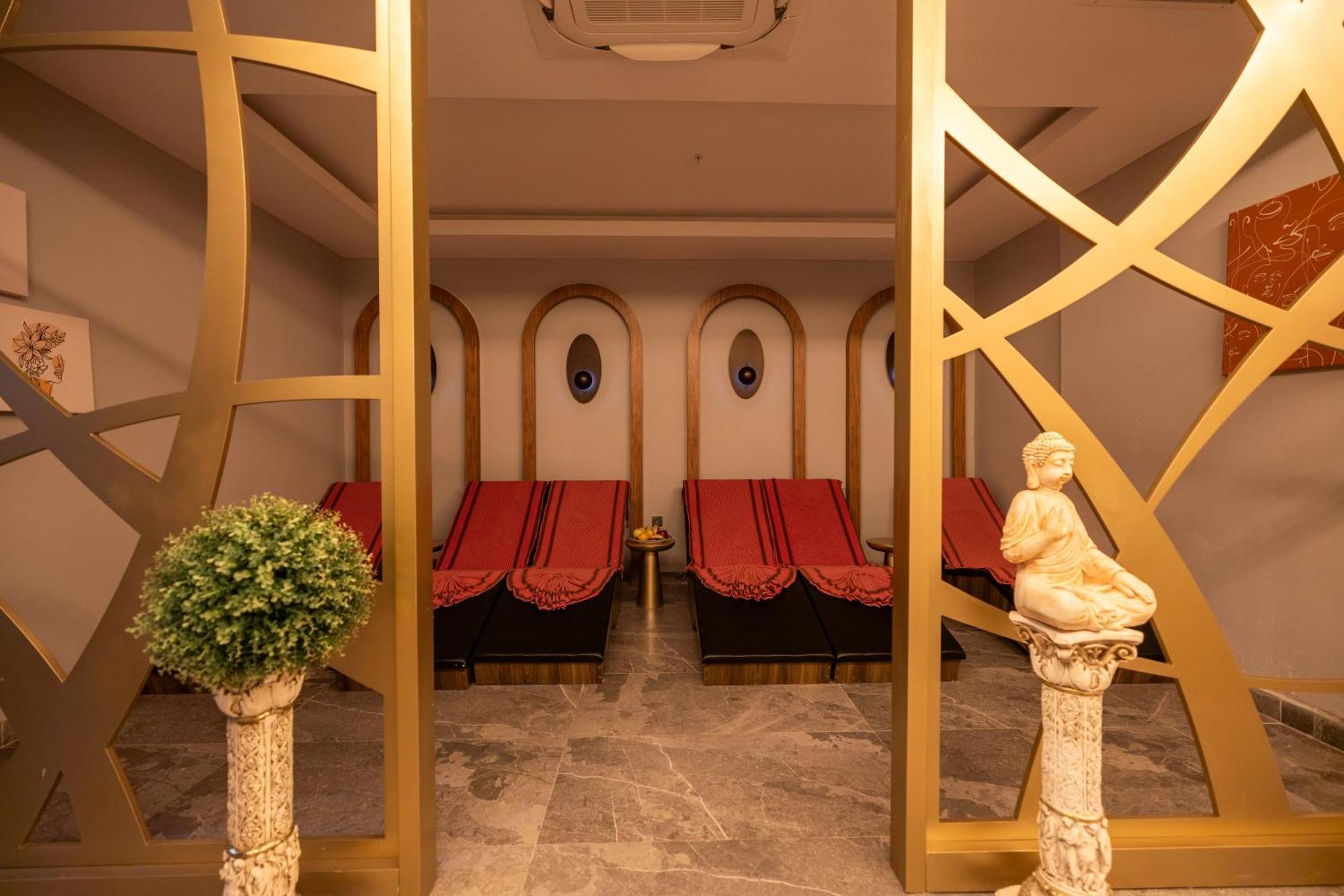 Side Moon Palace Hotel 외부 사진